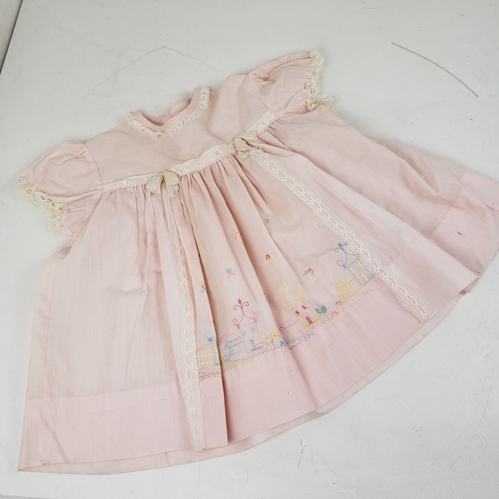 Vintage Baby Girl Pink Embroidered House Lace Trim Dress Short Sleeve 0201